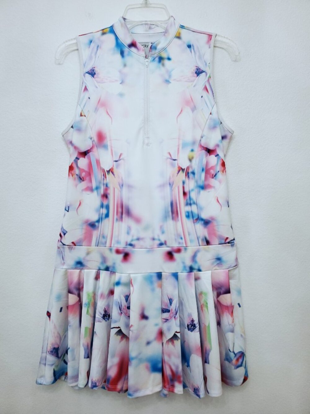 Lucky in Love Lush Watercolor Meadow Tennis Pickleball Pleated Dress Size Small